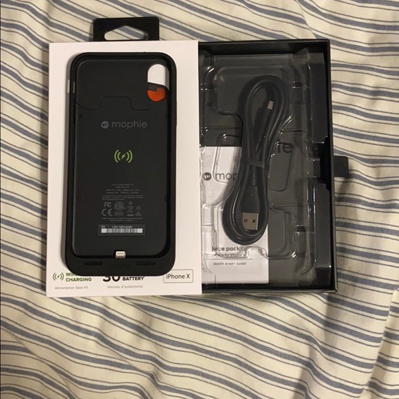 Mophie Juice Pack Air + Lightning to Micro USB - Picture 4 of 7